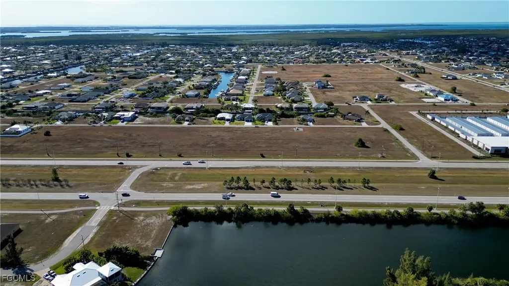 528-600 Burnt Store Road N Cape Coral FL 33993