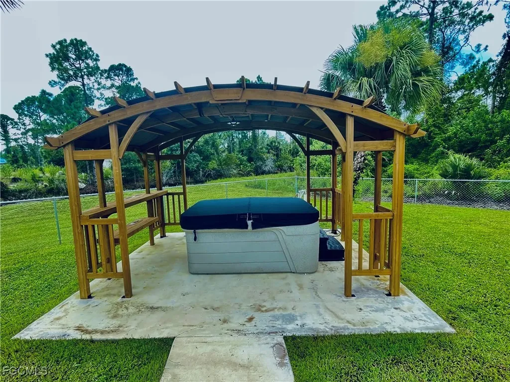 940 Belmont Street E Lehigh Acres FL 33974