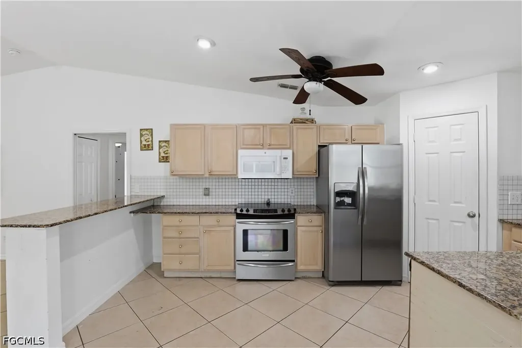 530 7th Street SW Naples FL 34117