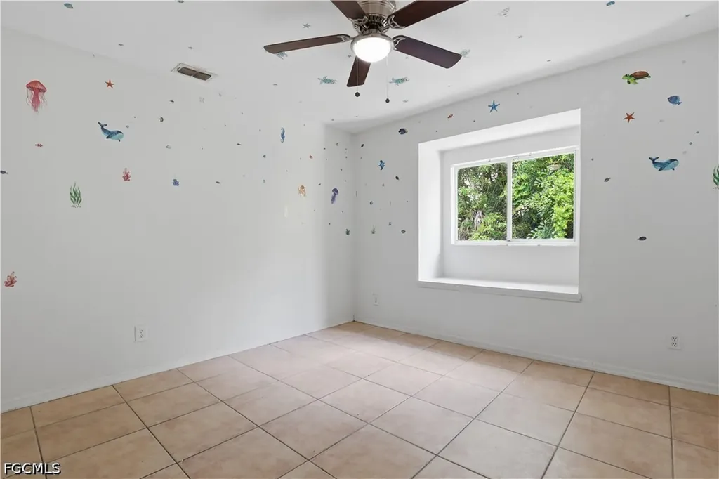 530 7th Street SW Naples FL 34117