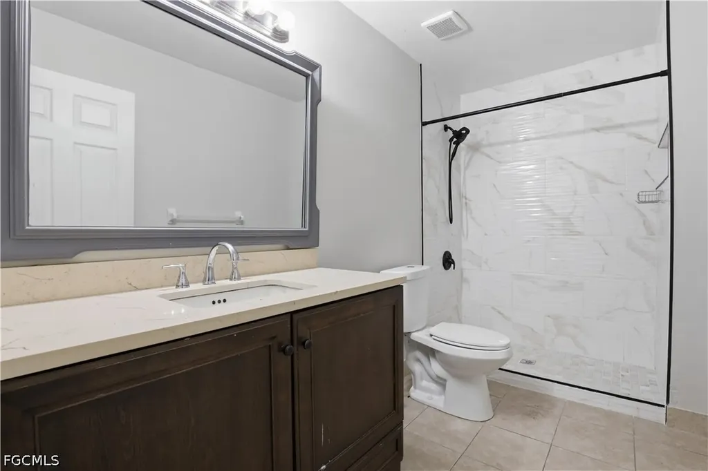 530 7th Street SW Naples FL 34117