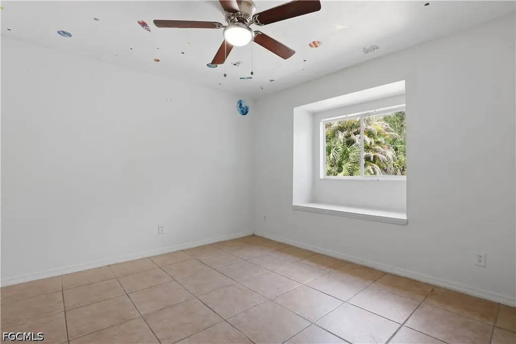 530 7th Street SW Naples FL 34117