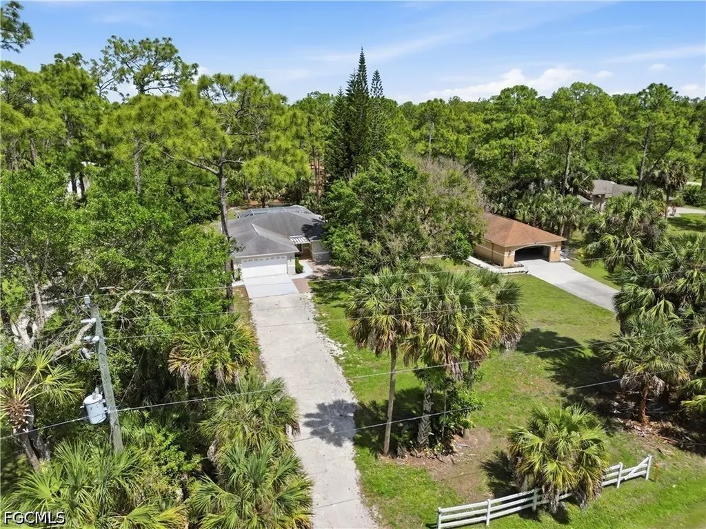 530 7th Street SW Naples FL 34117