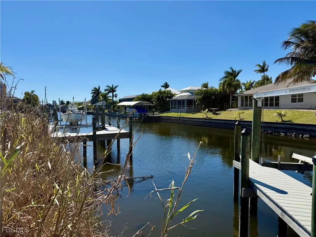 4228 SW 19th Place Cape Coral FL 33914