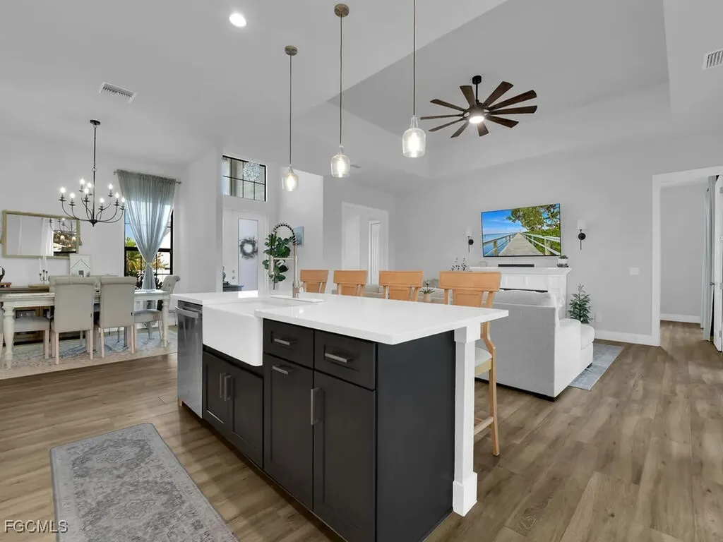 1826 SW 17th Avenue Cape Coral FL 33991