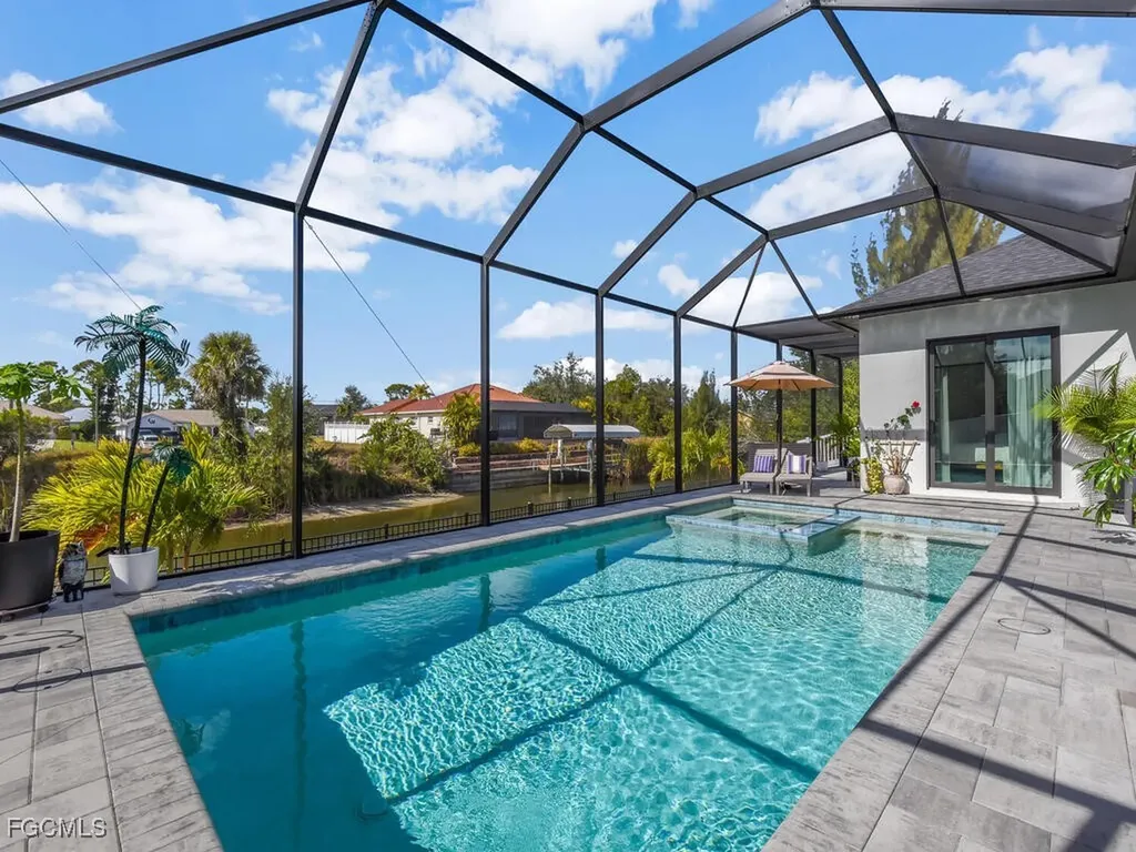 1826 SW 17th Avenue Cape Coral FL 33991