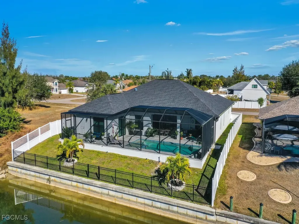 1826 SW 17th Avenue Cape Coral FL 33991