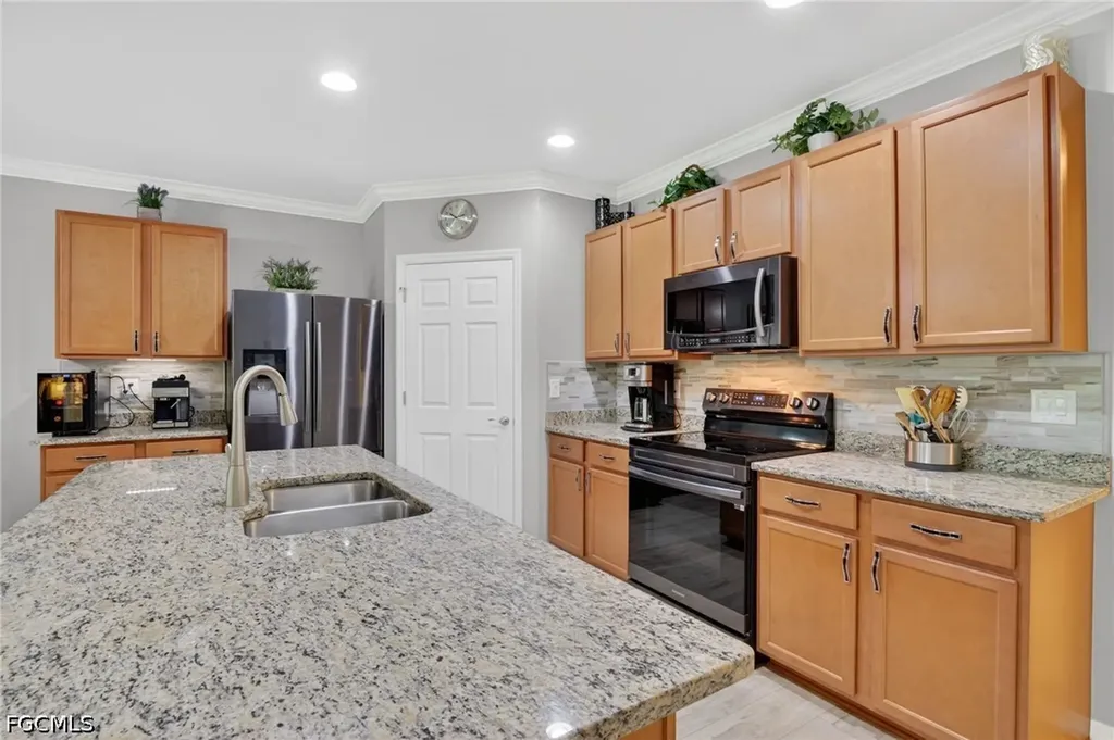 3329 Apple Blossom Drive Alva FL 33920