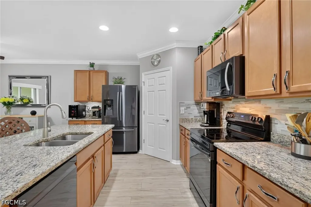 3329 Apple Blossom Drive Alva FL 33920