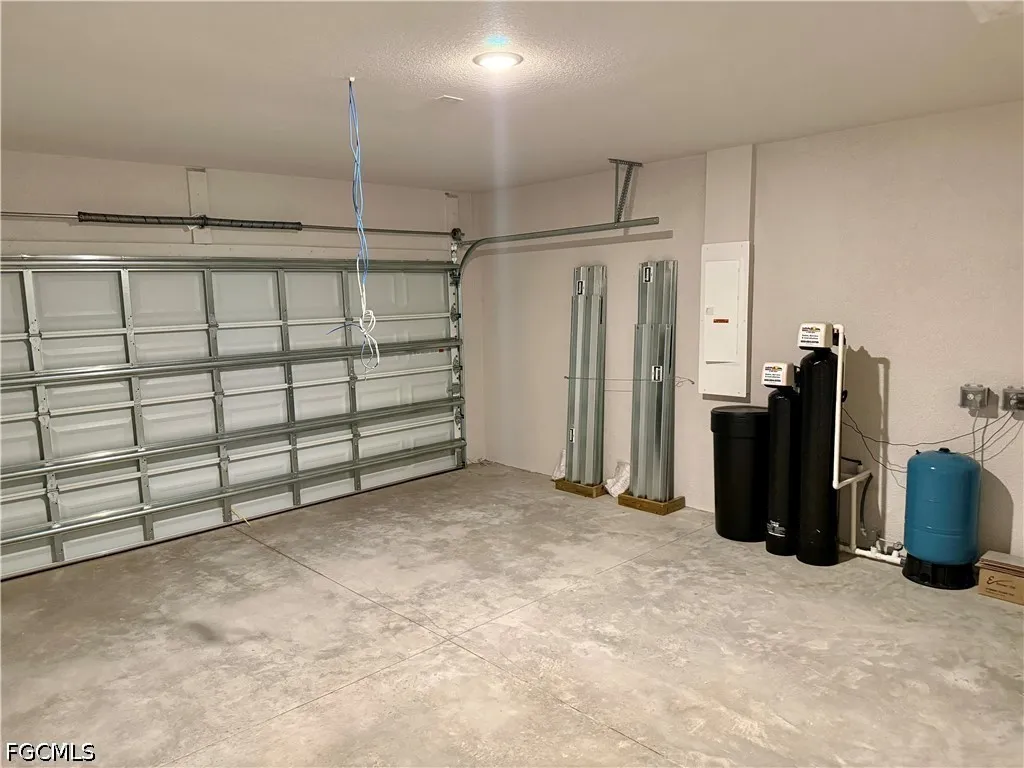 2812 43rd Street W Lehigh Acres FL 33971