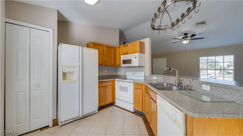 2102 NE 17th Avenue Cape Coral FL 33909