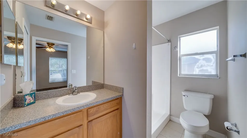 2102 NE 17th Avenue Cape Coral FL 33909