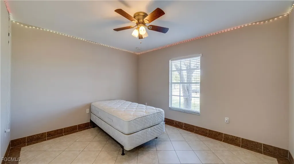 2102 NE 17th Avenue Cape Coral FL 33909