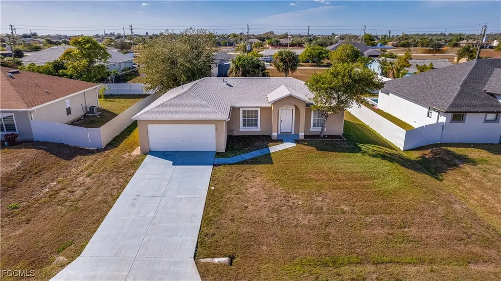 2102 NE 17th Avenue Cape Coral FL 33909
