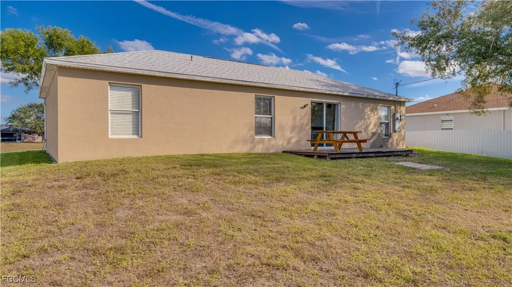 2102 NE 17th Avenue Cape Coral FL 33909