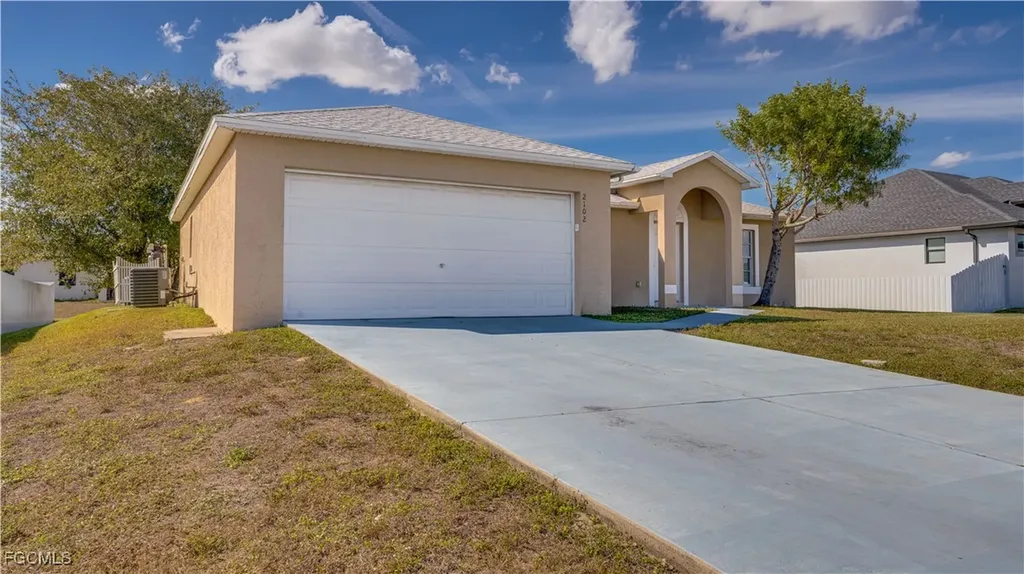 2102 NE 17th Avenue Cape Coral FL 33909