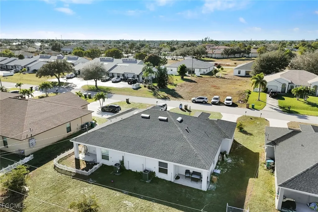 3823 SW 8th Court Cape Coral FL 33914