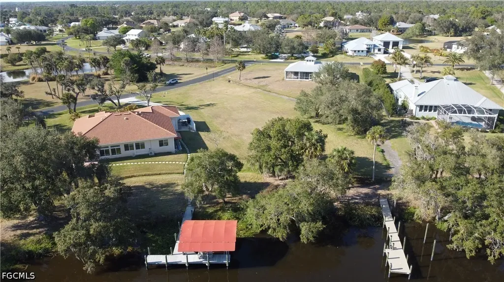 16520 Oakview Circle Alva FL 33920