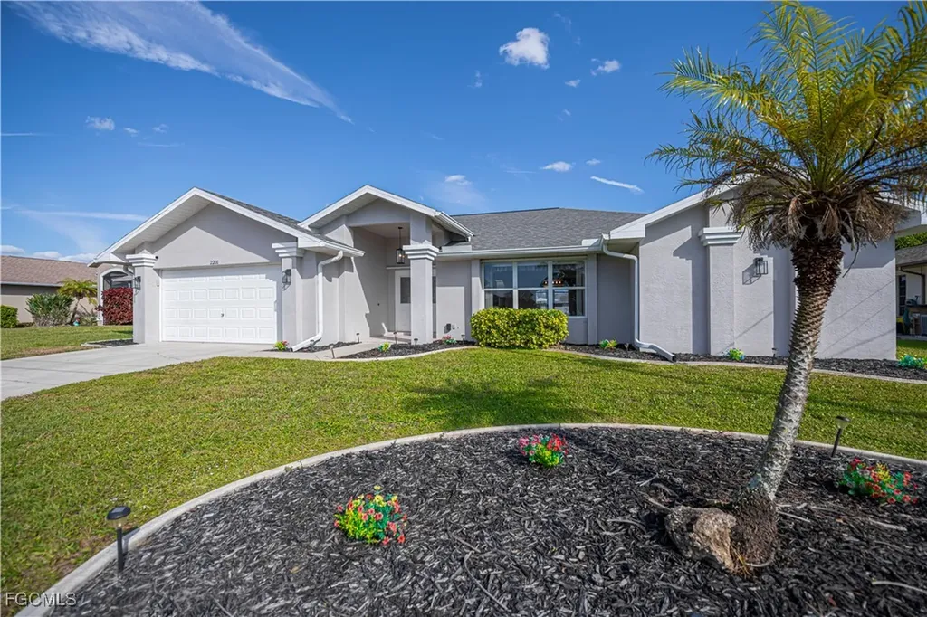 2201 SE 10th Avenue Cape Coral FL 33990