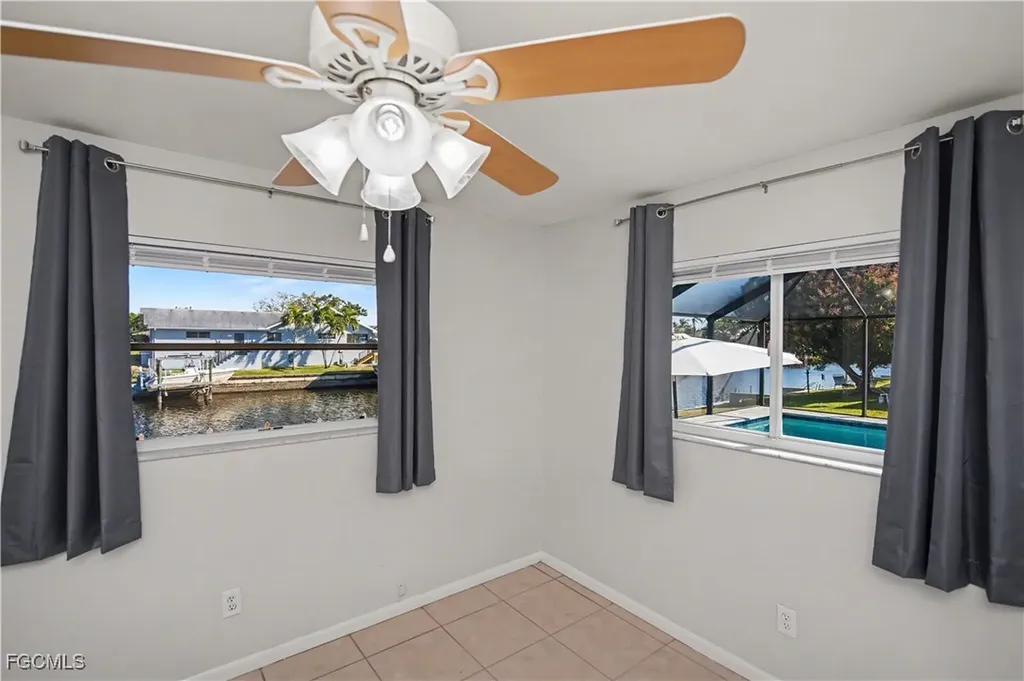 2201 SE 10th Avenue Cape Coral FL 33990