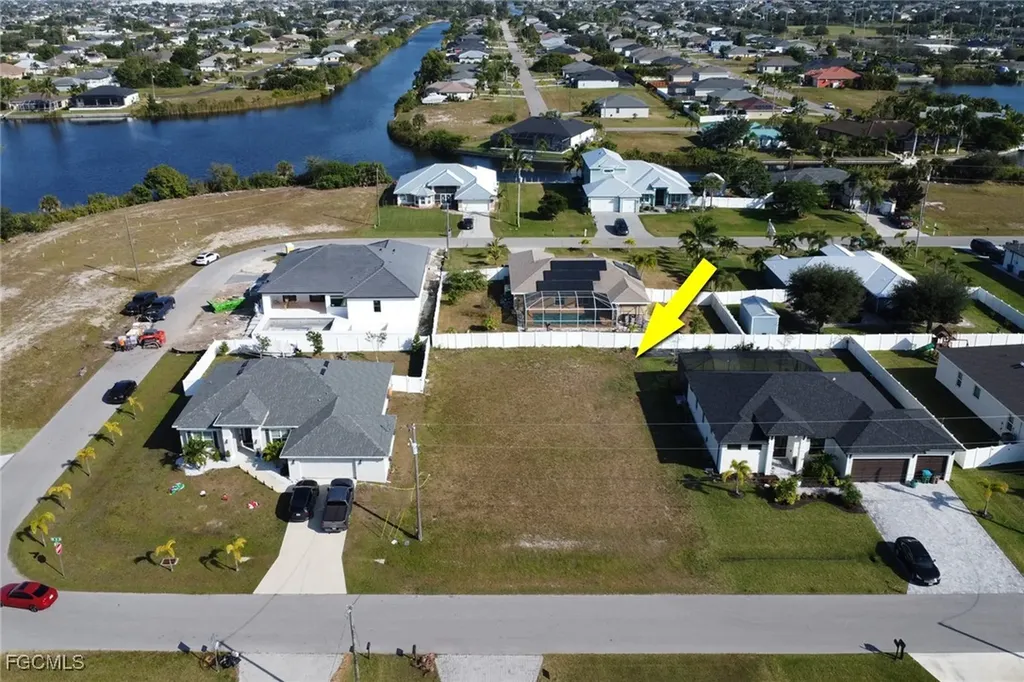 127 SW 31st Place Cape Coral FL 33991