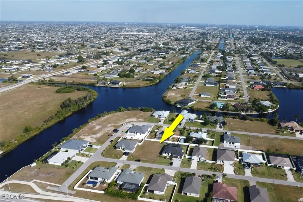 127 SW 31st Place Cape Coral FL 33991