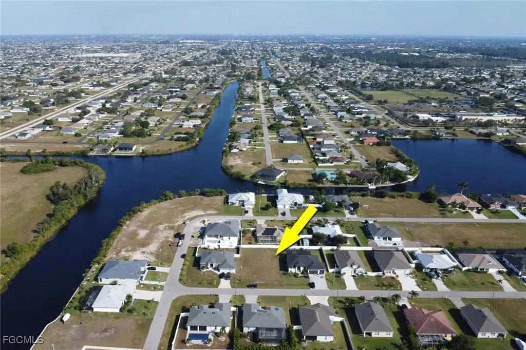 127 SW 31st Place Cape Coral FL 33991