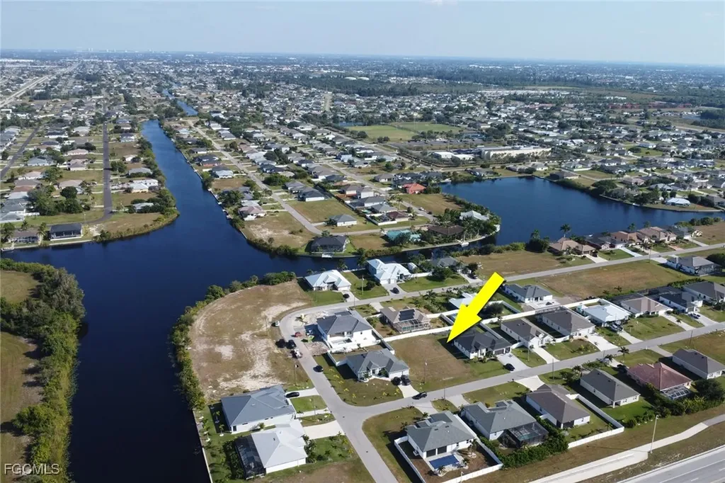 127 SW 31st Place Cape Coral FL 33991