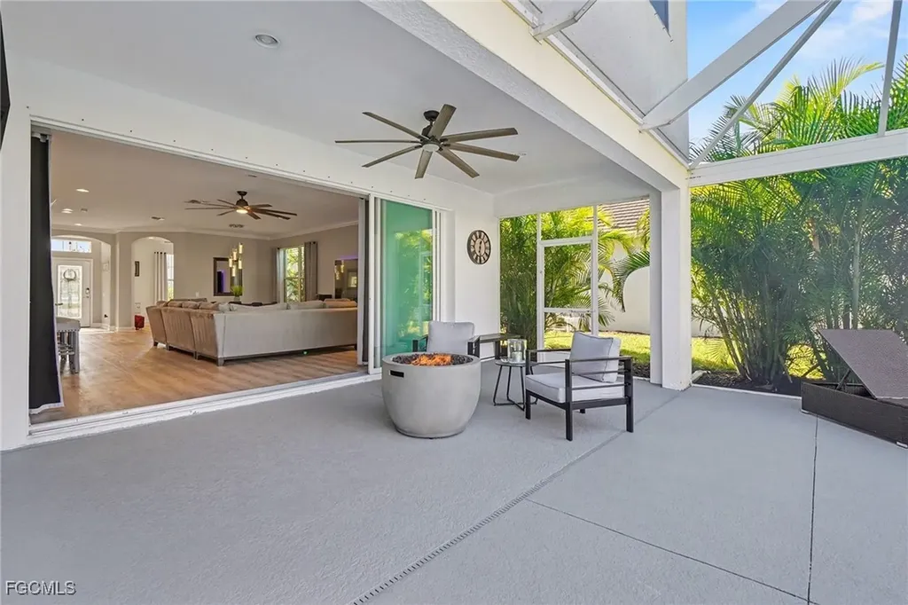 2705 Lambay Court Cape Coral FL 33991