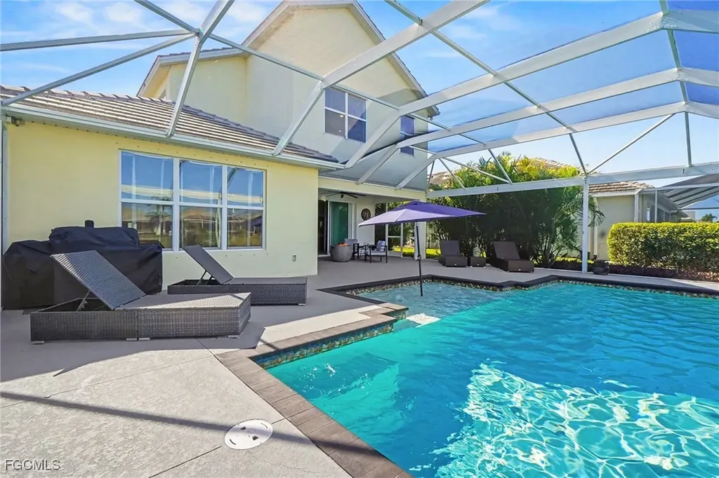 2705 Lambay Court Cape Coral FL 33991