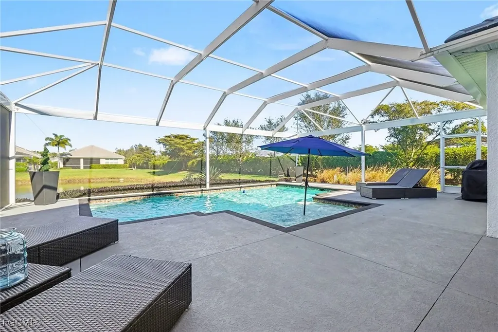 2705 Lambay Court Cape Coral FL 33991