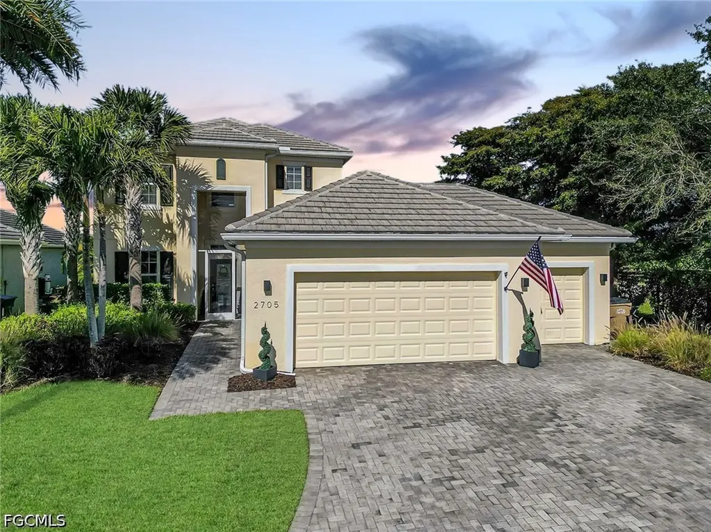 2705 Lambay Court Cape Coral FL 33991