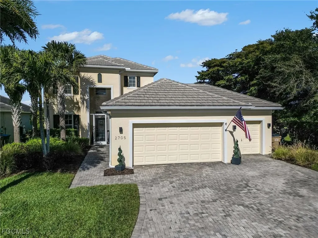 2705 Lambay Court Cape Coral FL 33991