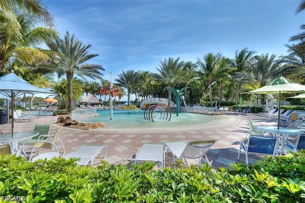 2705 Lambay Court Cape Coral FL 33991