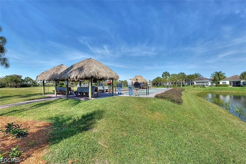 2705 Lambay Court Cape Coral FL 33991