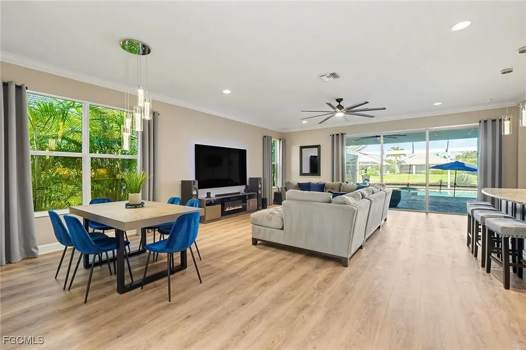 2705 Lambay Court Cape Coral FL 33991