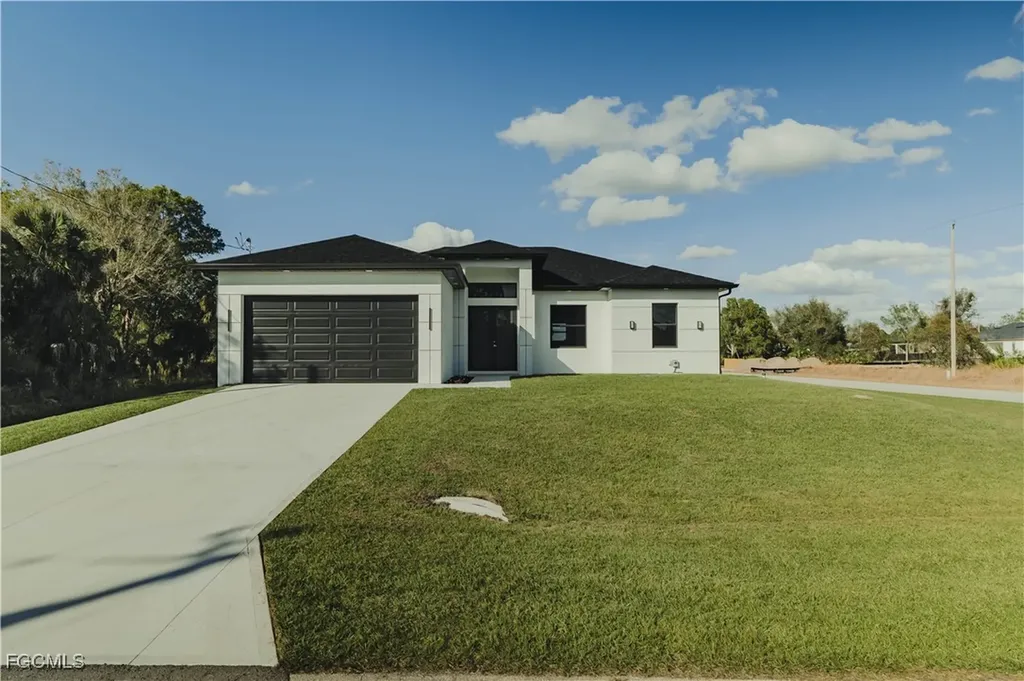 765 Chambers Street E Lehigh Acres FL 33974
