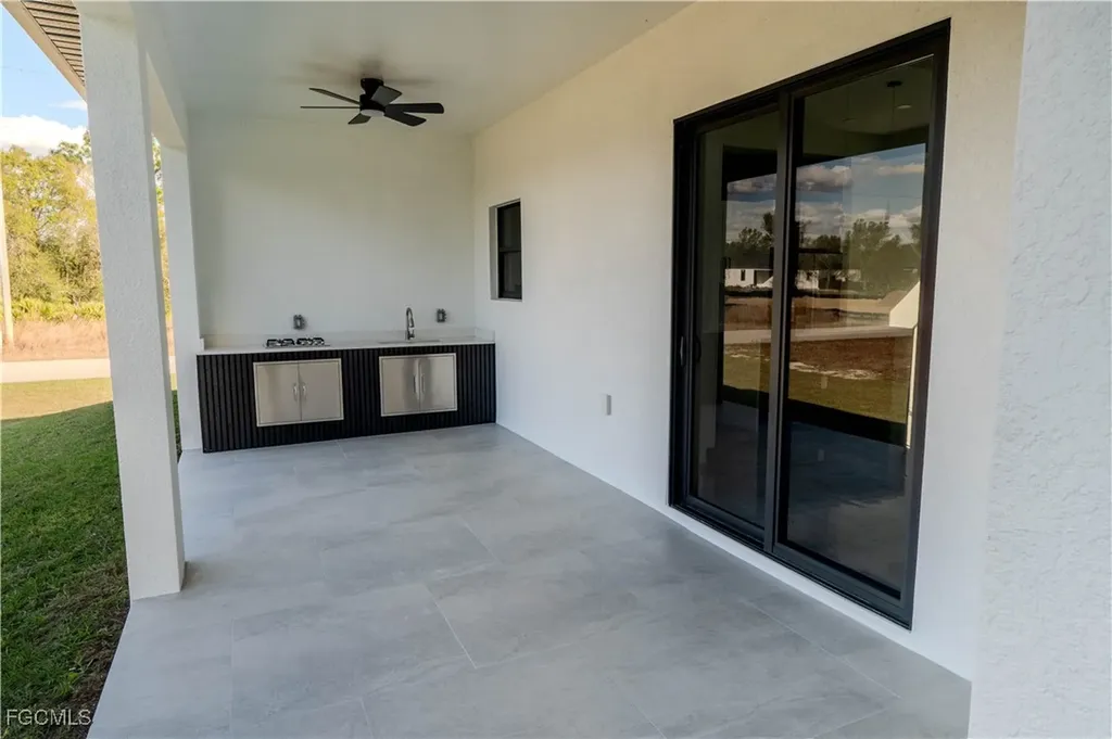 765 Chambers Street E Lehigh Acres FL 33974