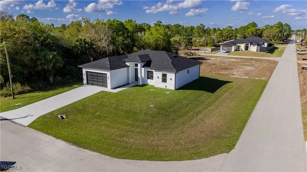 765 Chambers Street E Lehigh Acres FL 33974