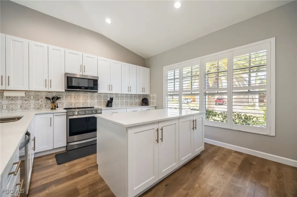 3928 SW 20th Avenue Cape Coral FL 33914
