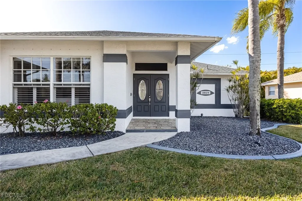 3928 SW 20th Avenue Cape Coral FL 33914