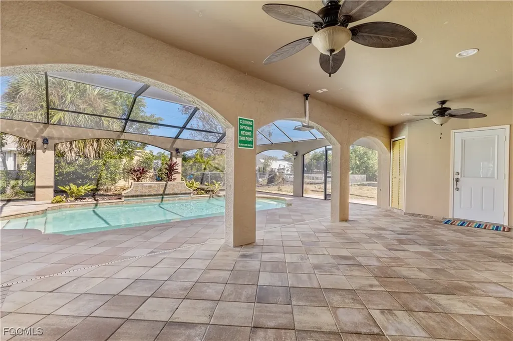 329 NE 9th Street Cape Coral FL 33909