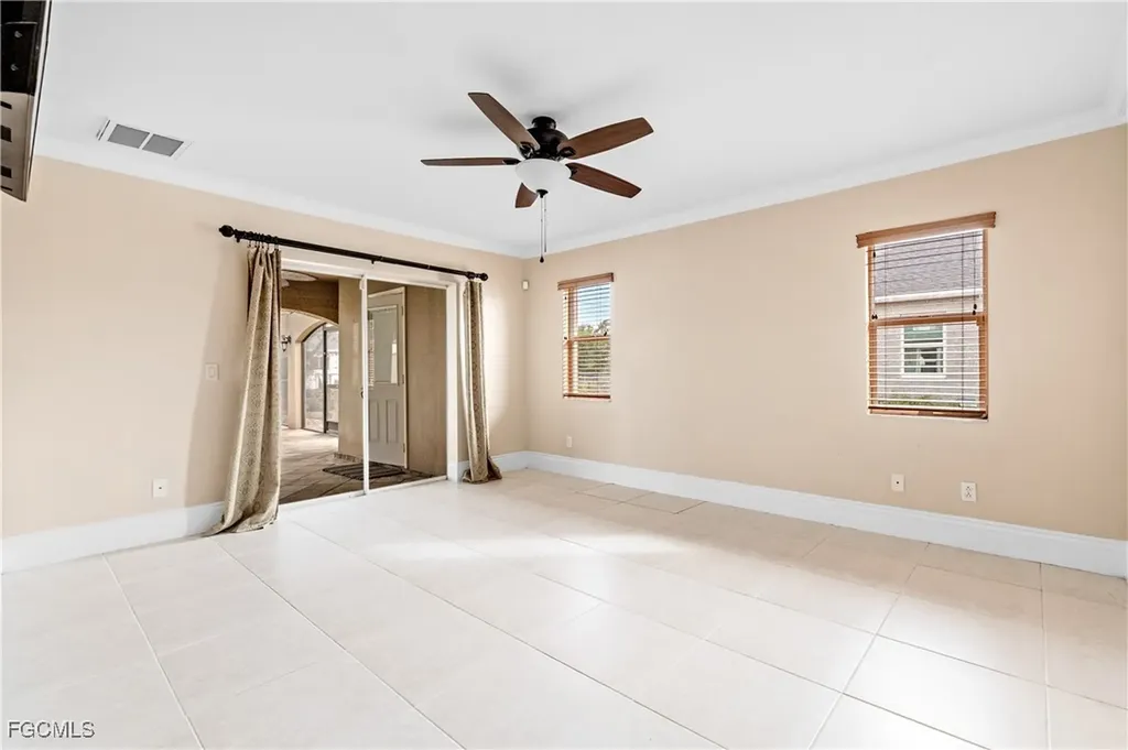 329 NE 9th Street Cape Coral FL 33909