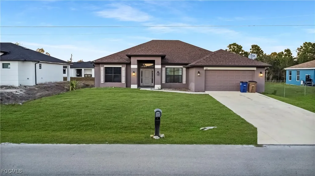 3004 41st Street W Lehigh Acres FL 33971