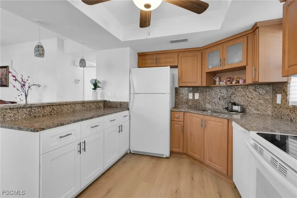 5028 Chiquita Boulevard S Cape Coral FL 33914