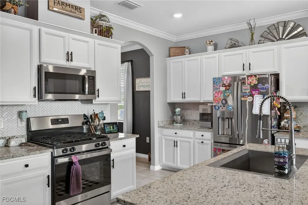 43325 Waymark Place Punta Gorda FL 33982