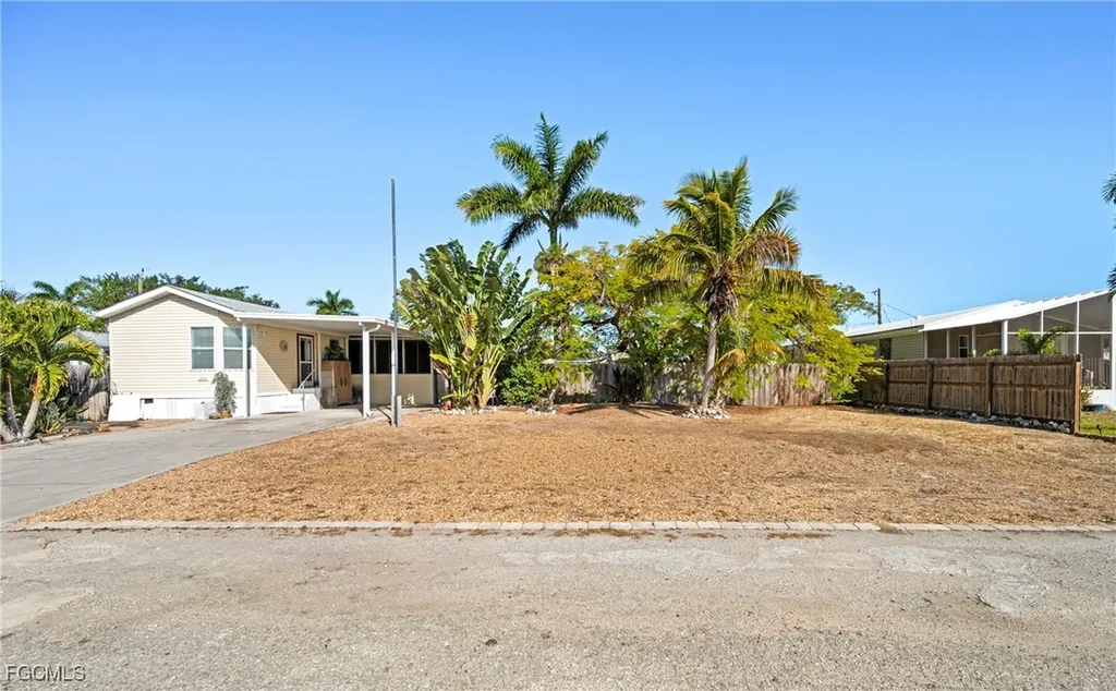 12930 Rebecca Street Fort Myers FL 33908