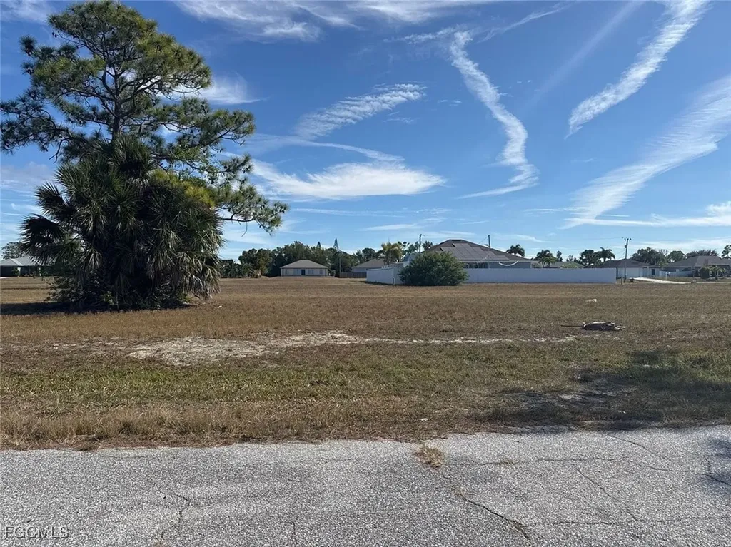 1227 NW 23rd Avenue Cape Coral FL 33993