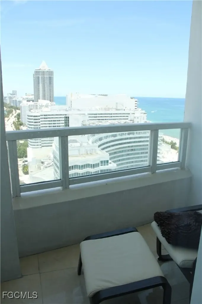 4401 Collins Avenue Miami Beach FL 33140-3227