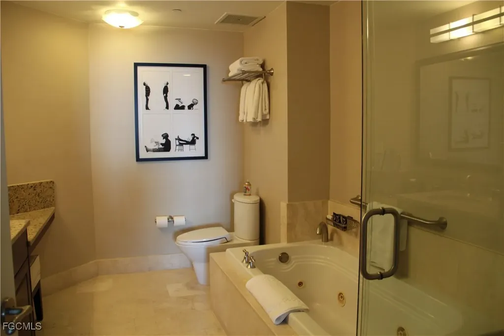4401 Collins Avenue Miami Beach FL 33140-3227